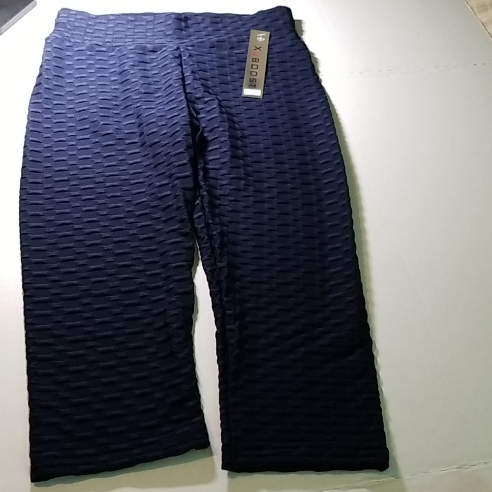 XJ BOOST Capri Leggings
